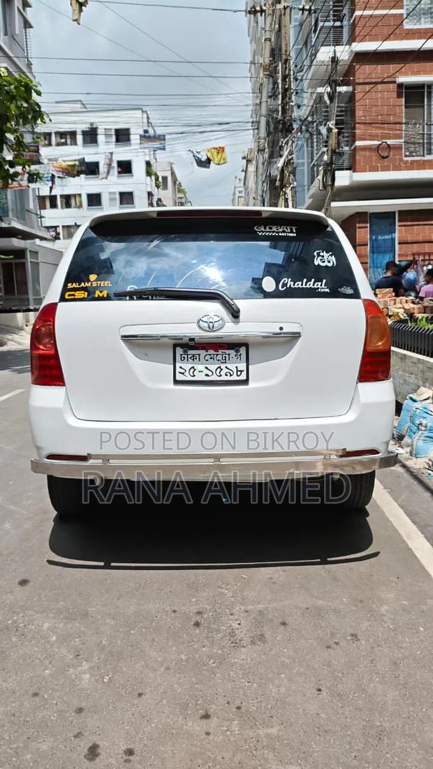 Toyota Corolla Fielder 2004 White