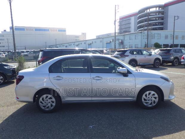 Toyota Axio 2023 Silver