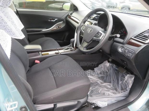 Toyota Premio 2021 Green