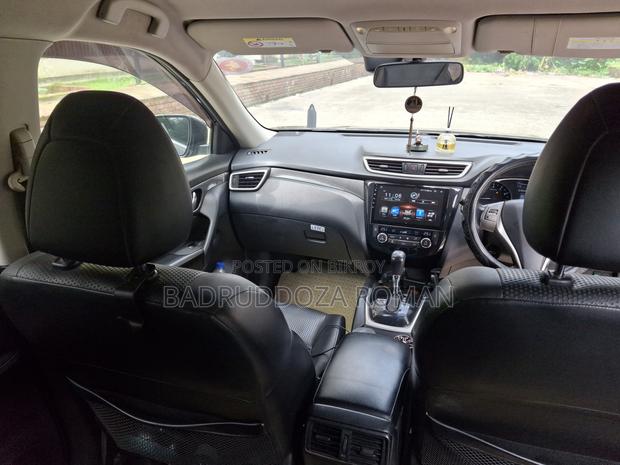 Nissan X-Trail 2.0 Hybrid FWD 2015 Black