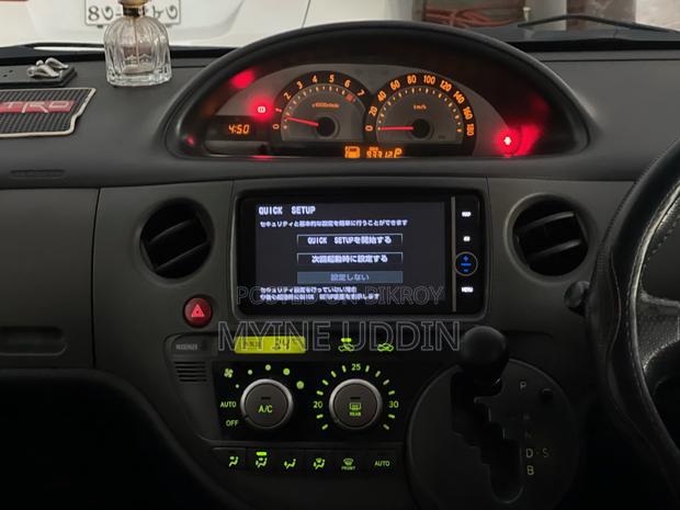Toyota Sienta 2014 Maroon