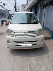 Toyota Noah 2004 White for sale