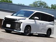 Toyota Voxy 2022 Pearl for sale