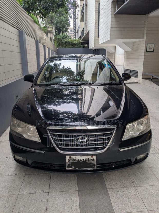 Hyundai Sonata 2010 Black