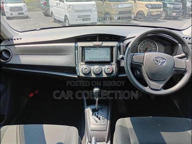 Toyota Axio 2021 Silver