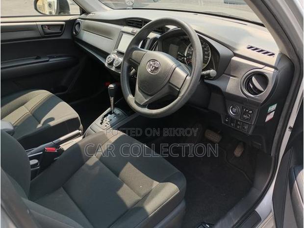 Toyota Axio 2021 Silver