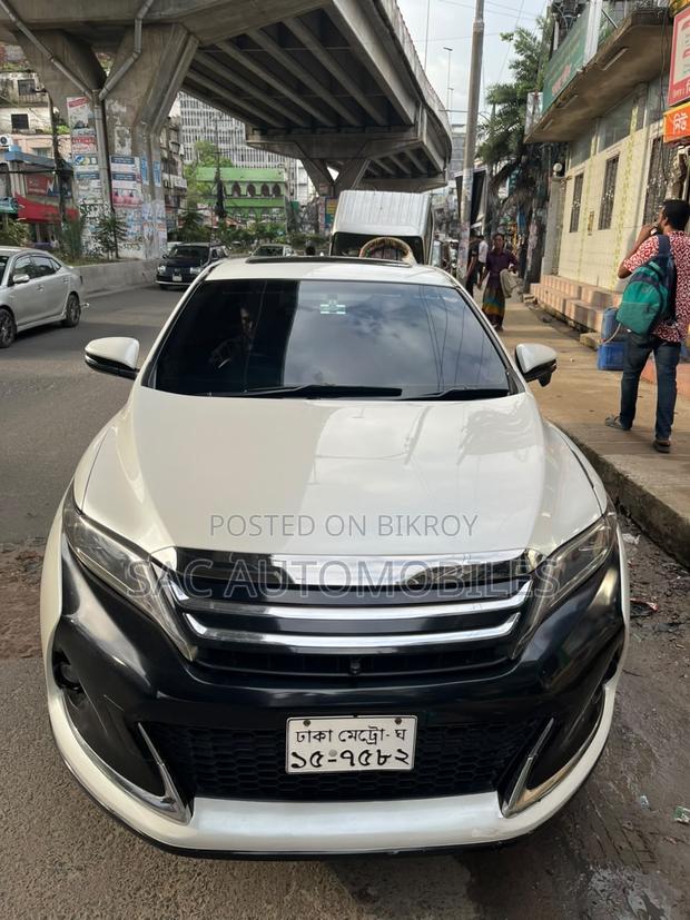 Toyota Harrier 2.0 2015 Pearl