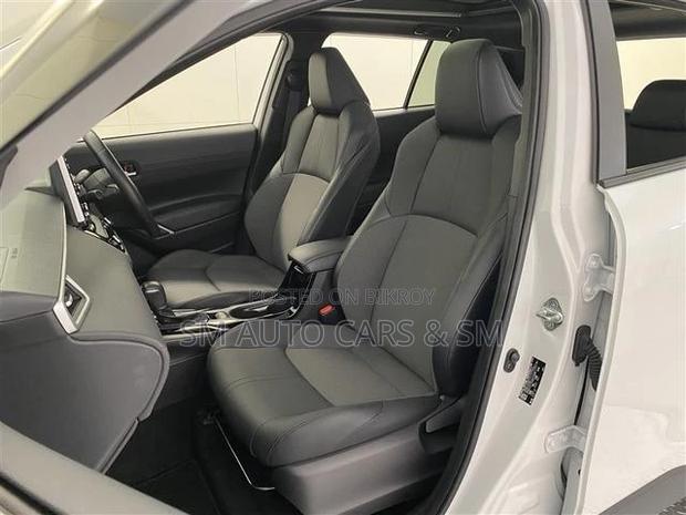 Toyota Corolla Cross 2022 Pearl