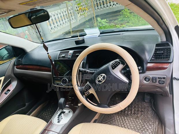 Toyota Premio 2014 Pearl