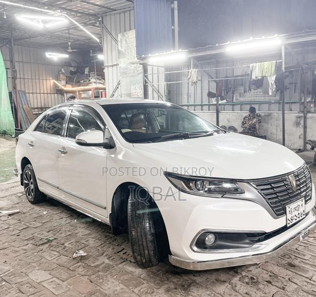 Toyota Premio 1.5 FWD 2013 Pearl