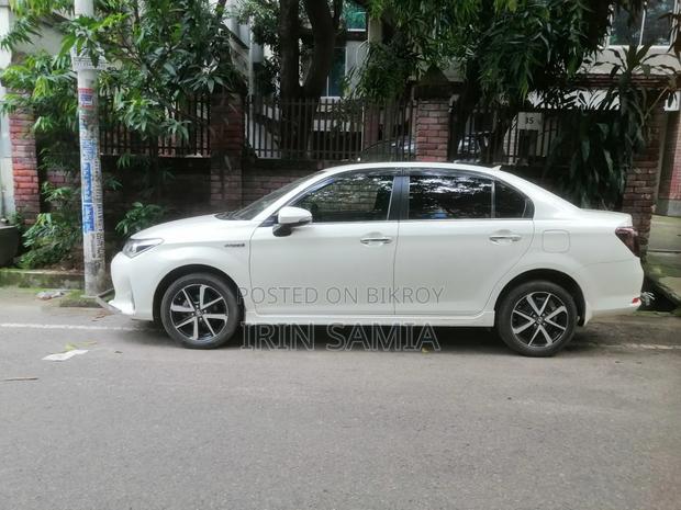 Toyota Axio 2018 Pearl