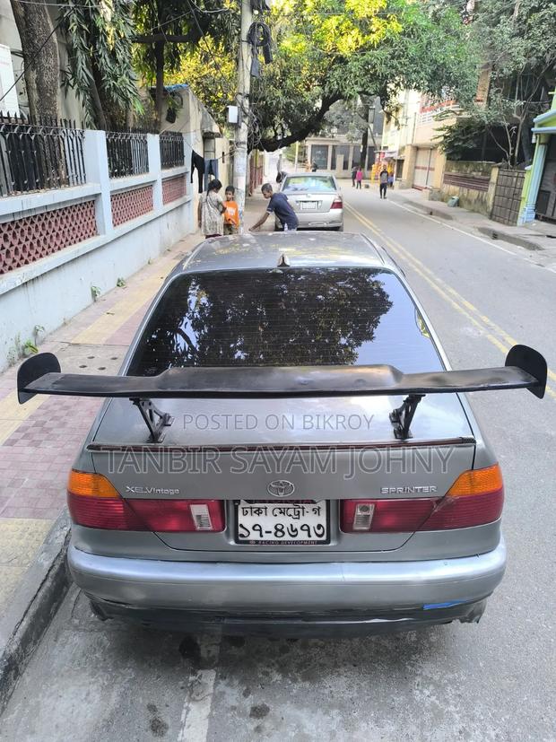 Toyota Sprinter 2000 Silver