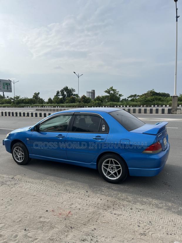 Mitsubishi Lancer 2009 Blue