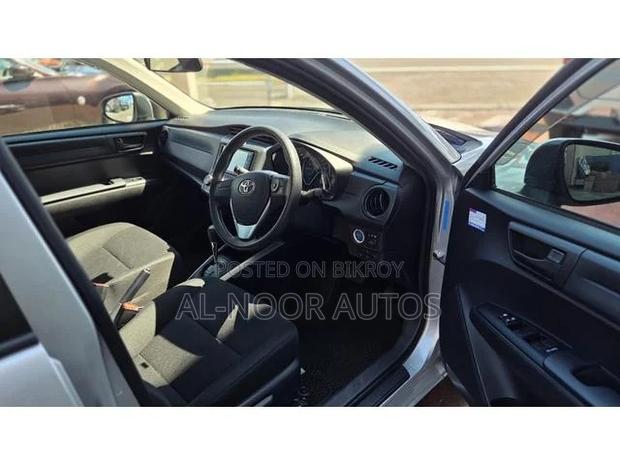 Toyota Corolla Fielder 2021 Silver