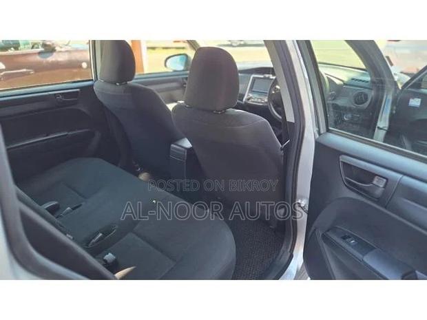 Toyota Corolla Fielder 2021 Silver