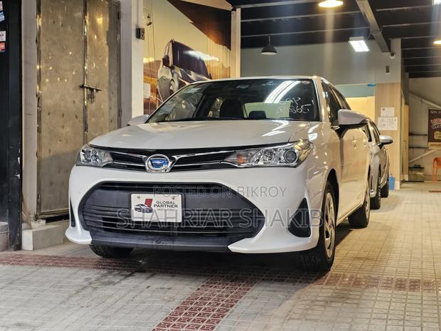 Toyota Axio 2021 White