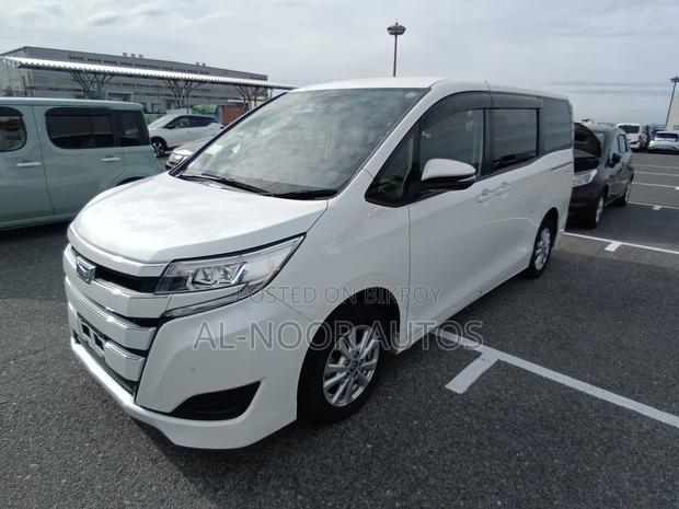 Toyota Noah 1.8 FWD Hybrid (7 Seater) 2021 Pearl