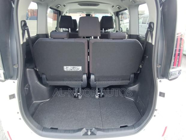 Toyota Noah 1.8 FWD Hybrid (7 Seater) 2021 Pearl