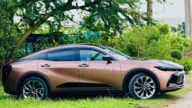 New Toyota Crown 2022 Brown
