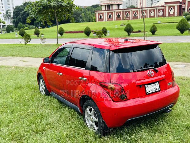Toyota IST 2004 Red