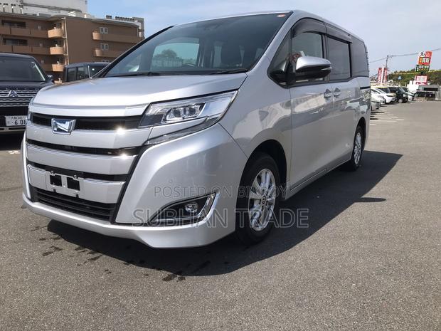 Toyota Noah 1.8 FWD Hybrid (7 Seater) 2021 Silver