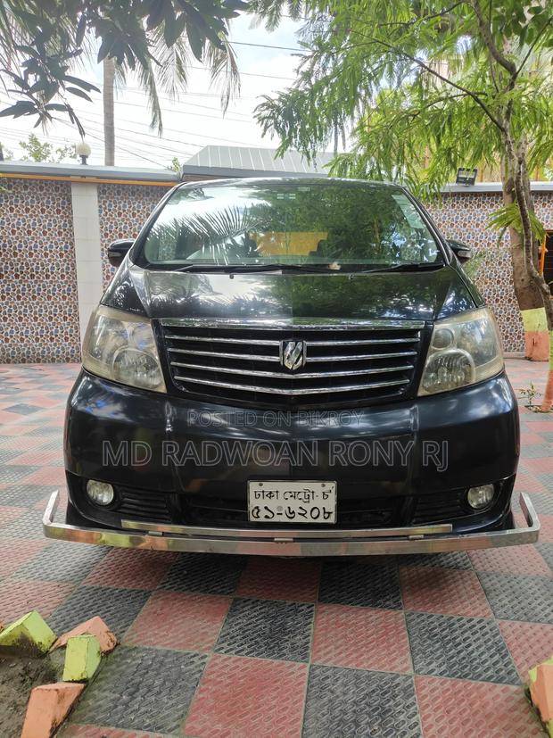 Toyota Alphard 2.4 Petrol FWD 2002 Black