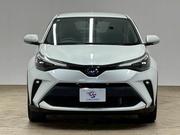 Toyota C-Hr 2021 Pearl for sale