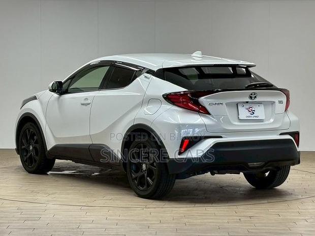 Toyota C-Hr 2021 Pearl