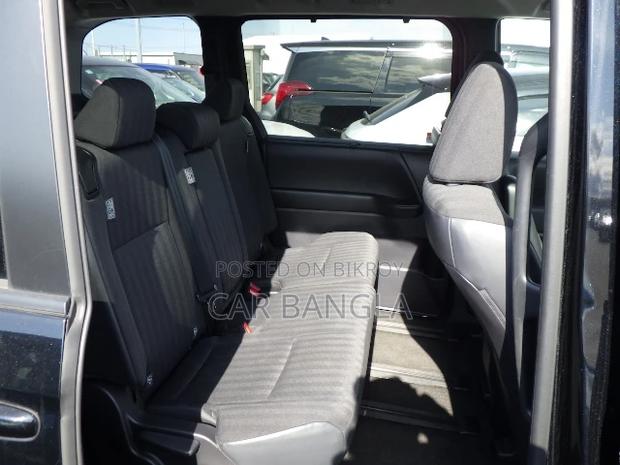 Toyota Noah 2022 Black
