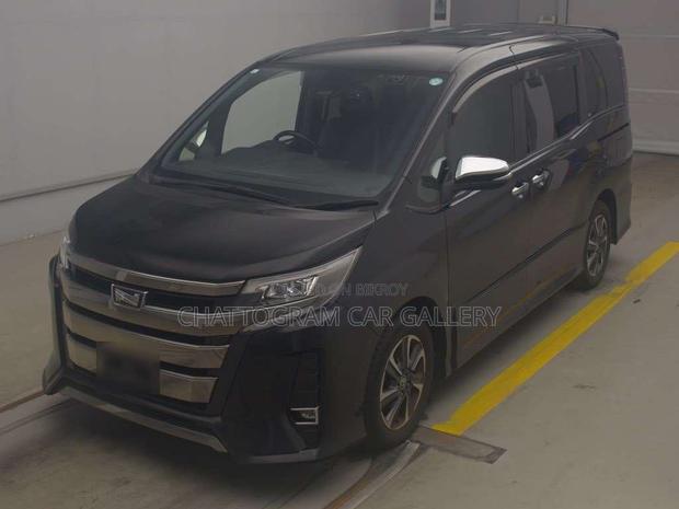 Toyota Noah 2021 Black