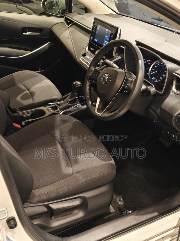 Toyota Corolla 2021 White