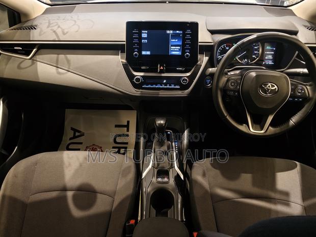 Toyota Corolla 2021 White