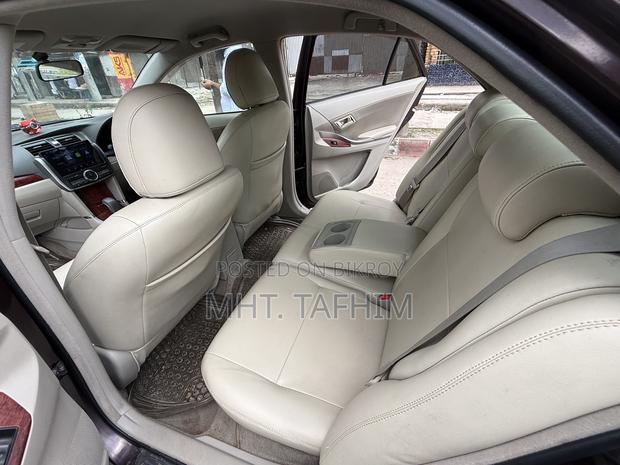 Toyota Premio 2010 Brown