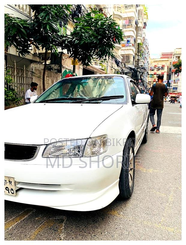 Toyota Corolla Sedan Automatic 1999 Off White