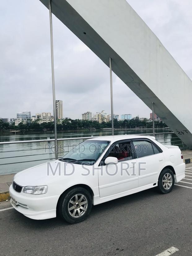 Toyota Corolla Sedan Automatic 1999 Off White