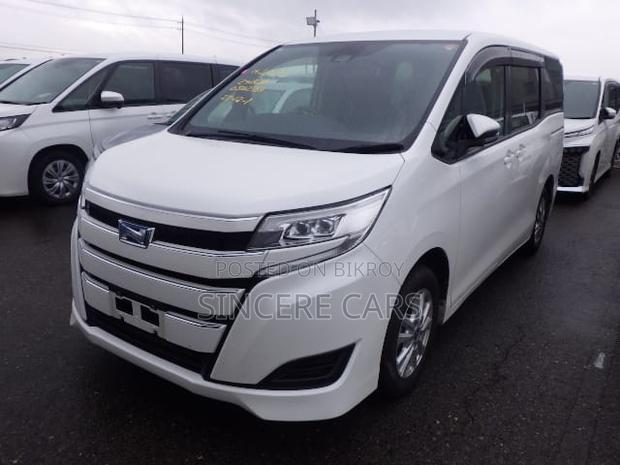 Toyota Noah 2021 Pearl