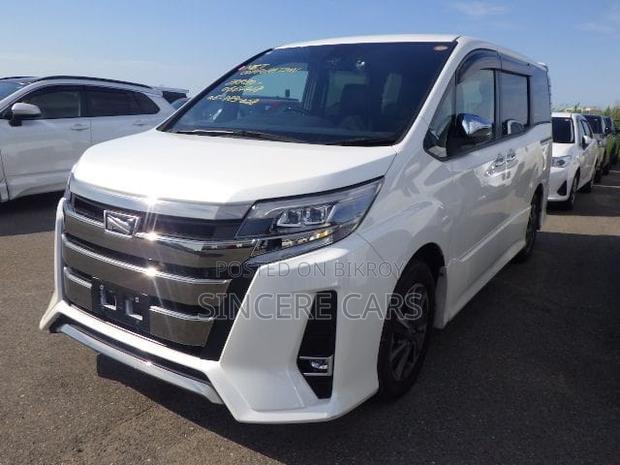 Toyota Noah 2021 Pearl