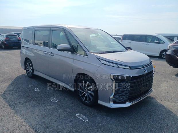 Toyota Voxy 2022 Brown
