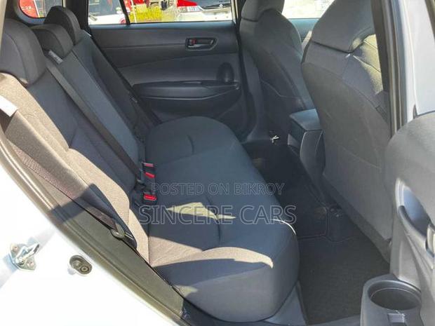 Toyota Corolla 2021 Pearl