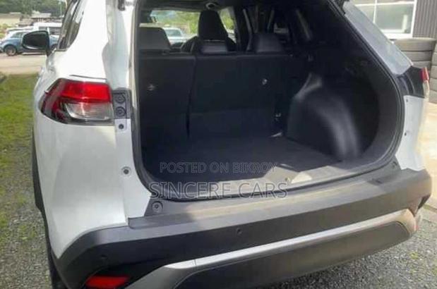 Toyota Corolla Cross 2022 Pearl