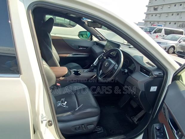 Toyota Harrier Hybrid Z 2021 Pearl