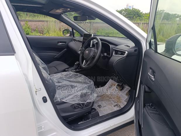 Toyota Corolla Cross 2026 Pearl