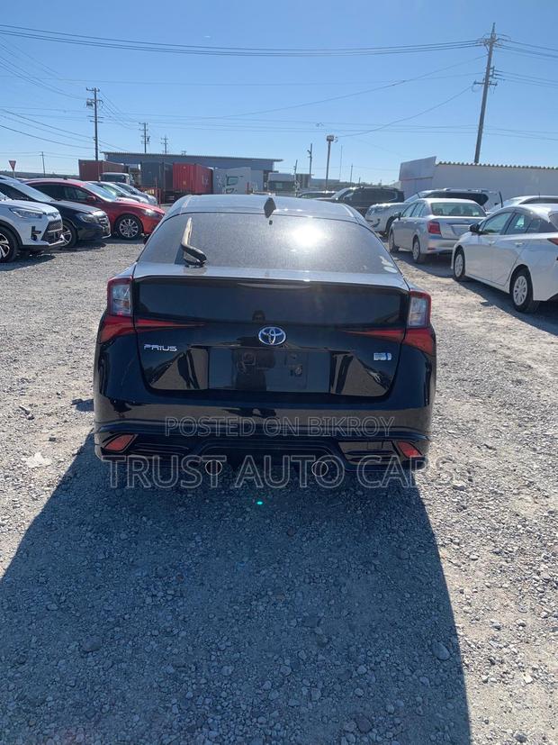 Toyota Prius 2020 Black