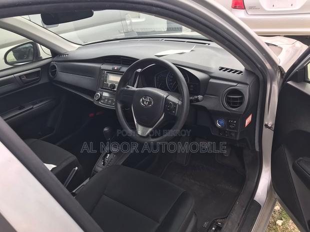 Toyota Axio 2021 Silver
