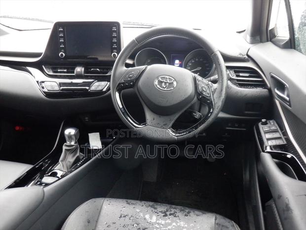 Toyota C-HR 2022 White