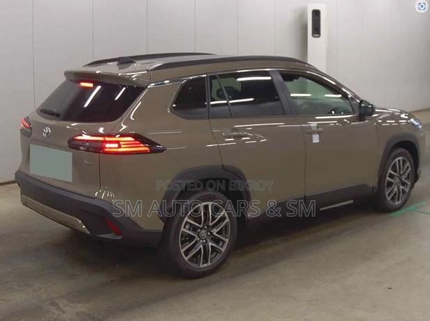 New Toyota Corolla Cross 2026 Brown