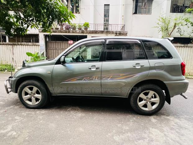 Toyota RAV4 Automatic 2004 Matt Black