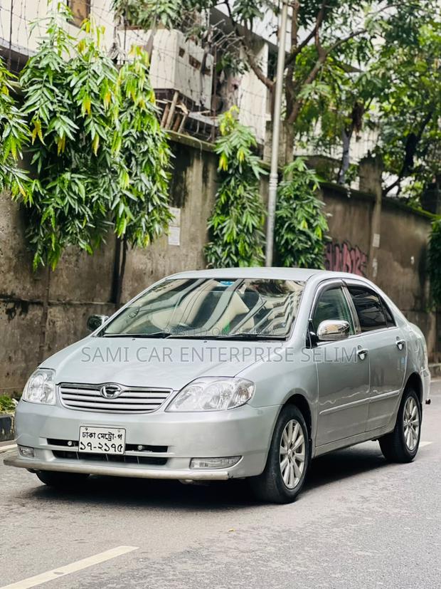 Toyota Corolla 1.9 D Sedan 2000 Silver