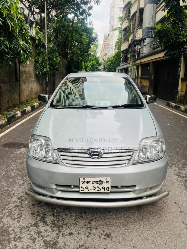 Toyota Corolla 1.9 D Sedan 2000 Silver