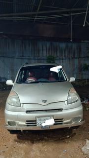 Toyota Fun Cargo 2004 Gold for sale